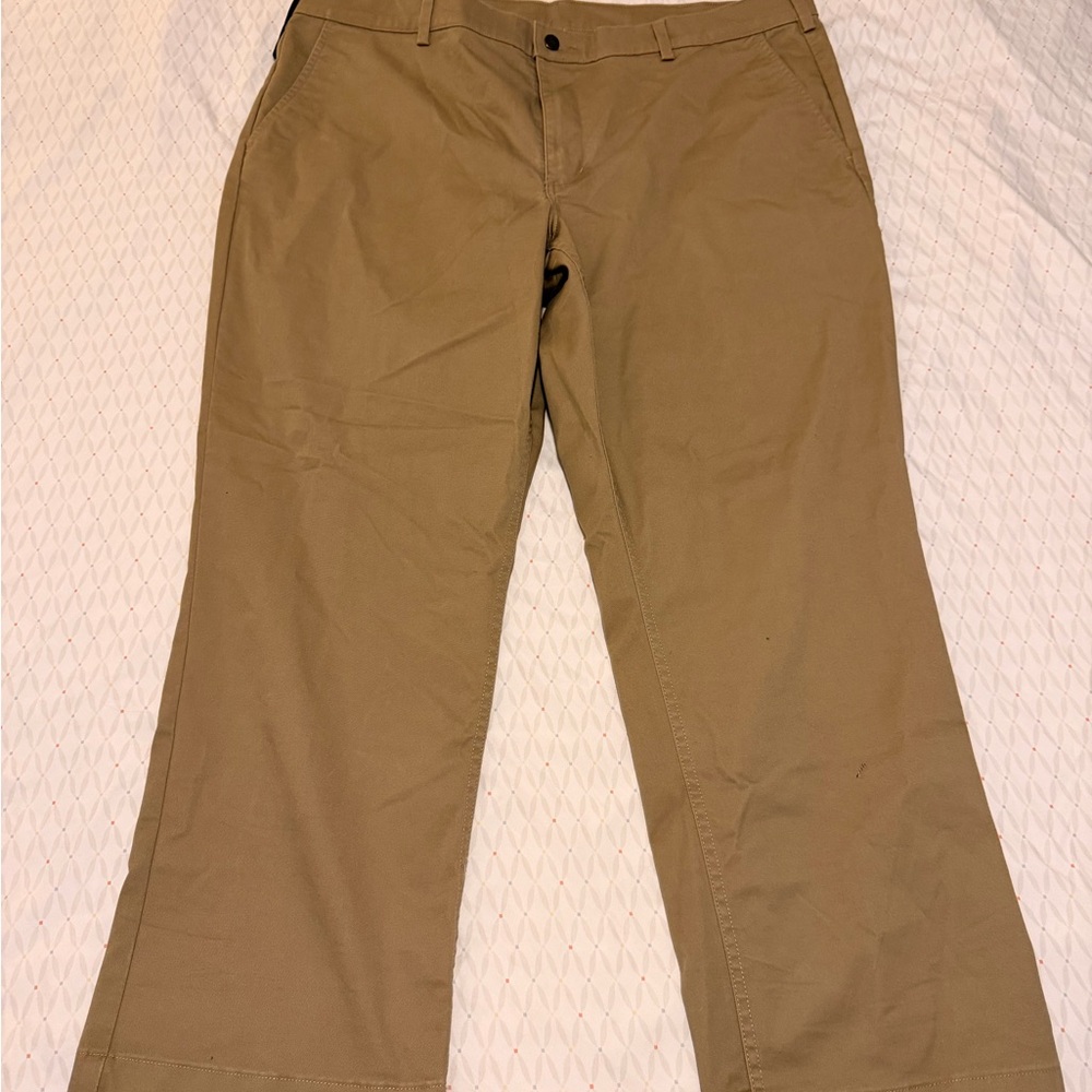 Duluth Trading Co Men's Khaki Chinos